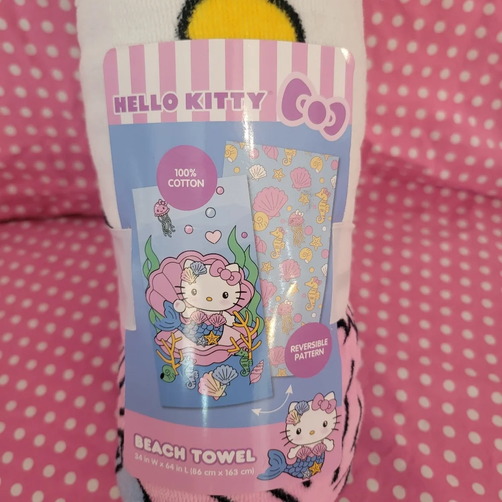 NWT HELLO KITTY Bundle - Picture 3 of 7